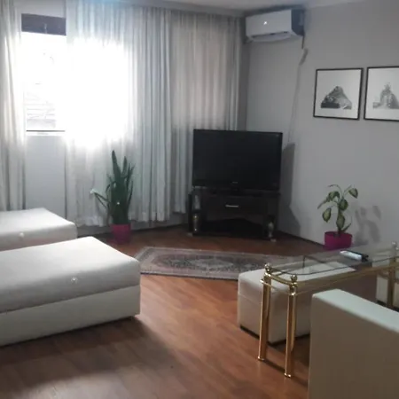 4 Persons Top Studio / Best Central Area Апартаменты Скопье