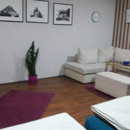 4 Persons Top Studio / Best Central Area *