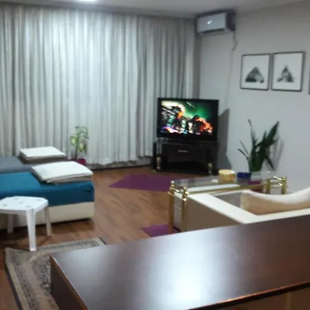 4 Persons Top Studio / Best Central Area